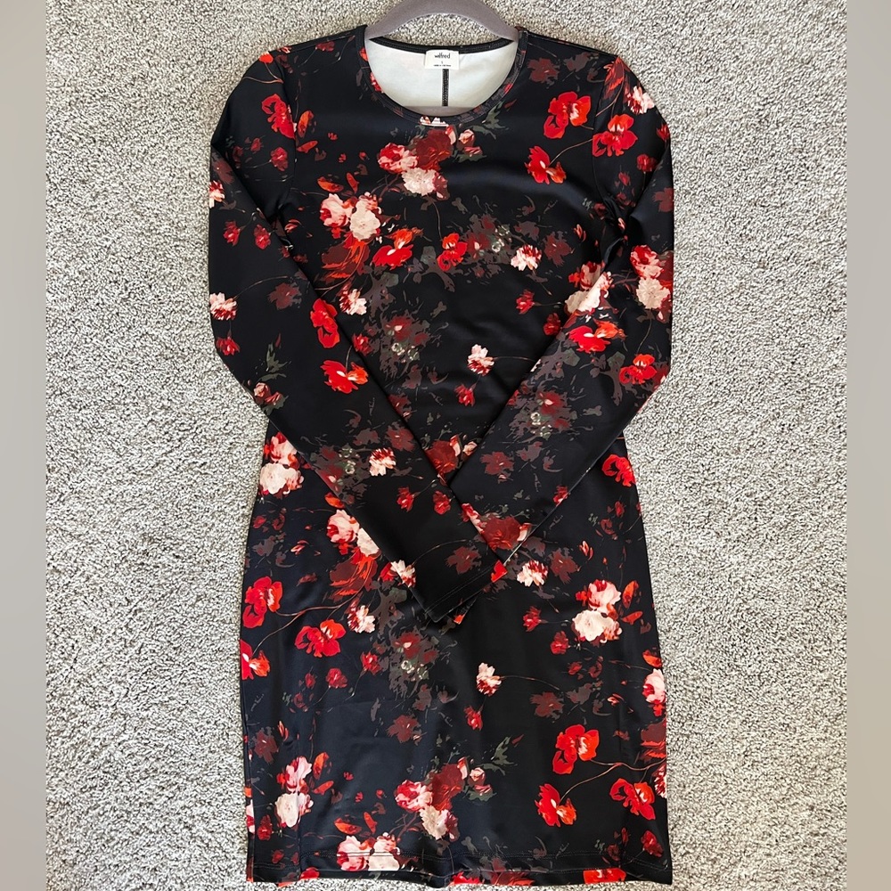 NEW WITH TAGS Aritzia Wilfred Fleure Dress in Black Flame Scarlet